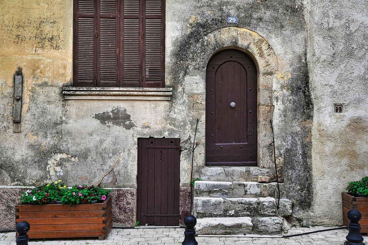 découvrez notre large sélection de fenêtres et portes alliant design moderne, efficacité énergétique et sécurité optimale. transformez votre espace avec nos produits de qualité, adaptés à tous vos besoins.